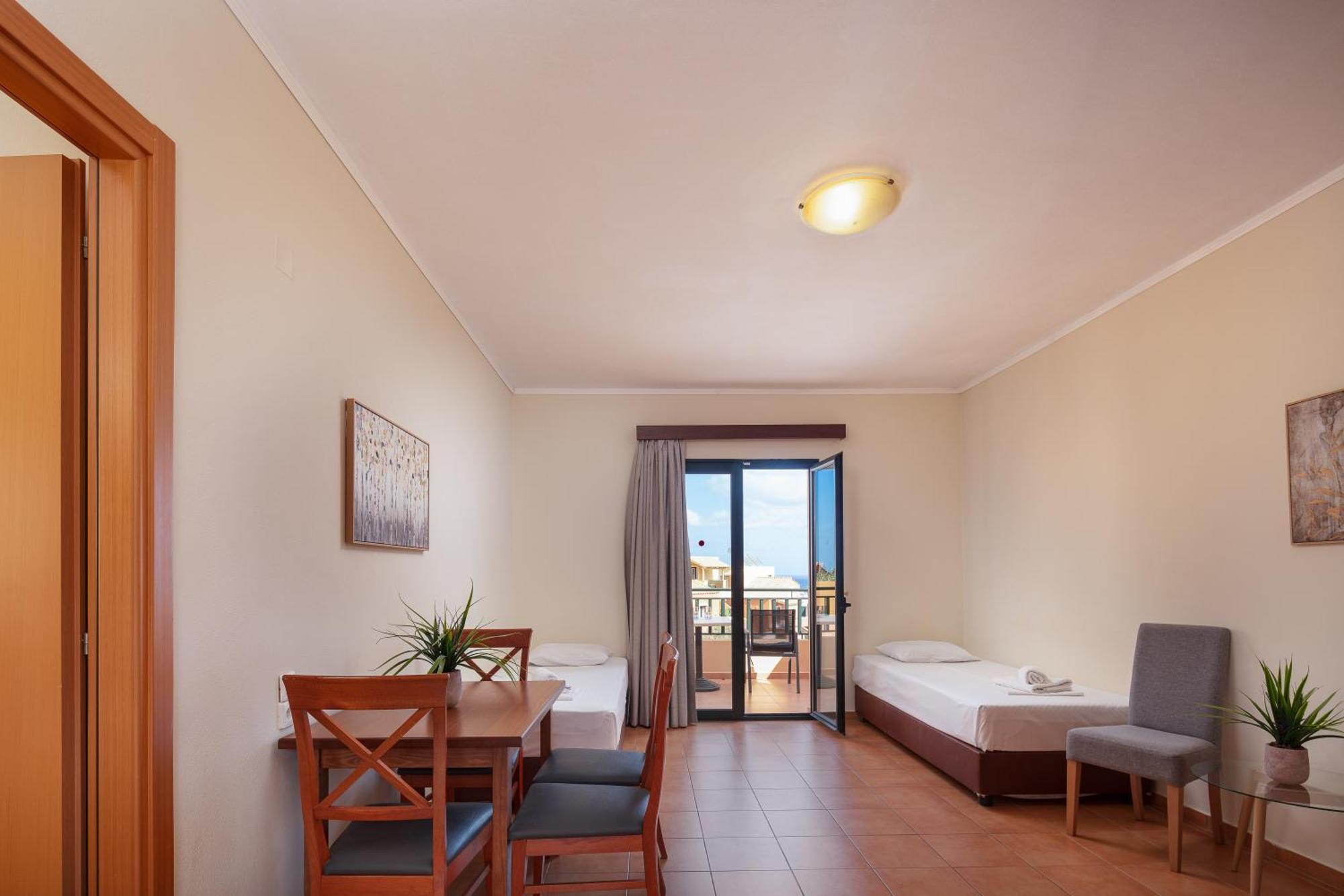 Dia Apartments Hersonissos  Luaran gambar